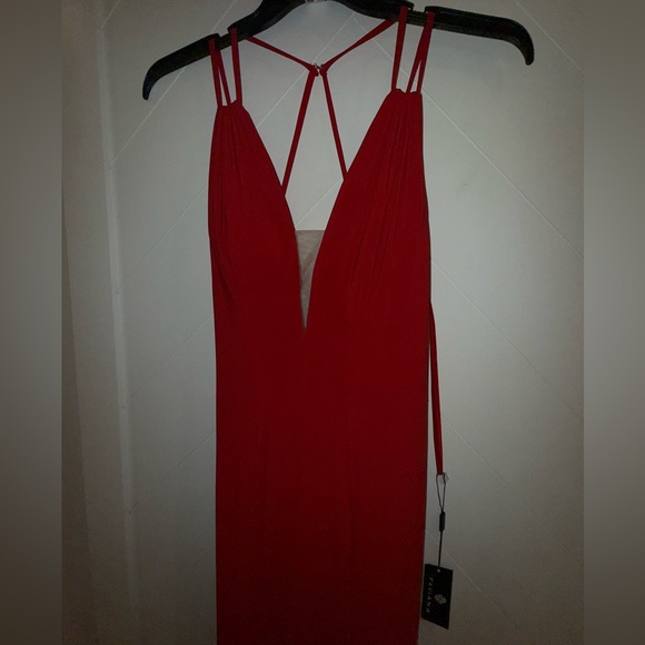 Faviana style 7920 formal prom dress gown RED high slit deep V-neck plunge NWT - Picture 10 of 16